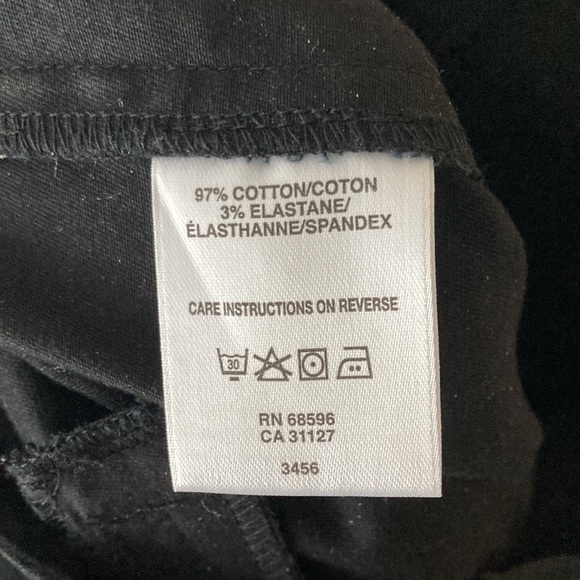 DKNY black shorts size 8 - Picture 5 of 5